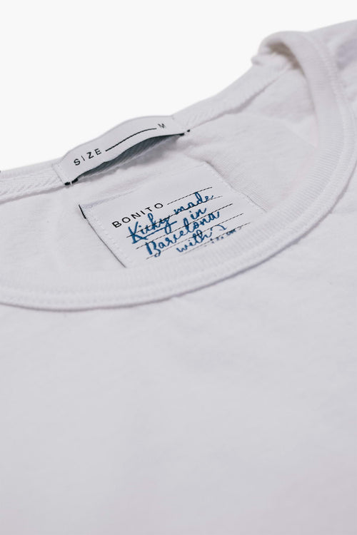 Camiseta Bonito blanca algodón orgánico hombre mujer etiqueta hecho en Barcelona